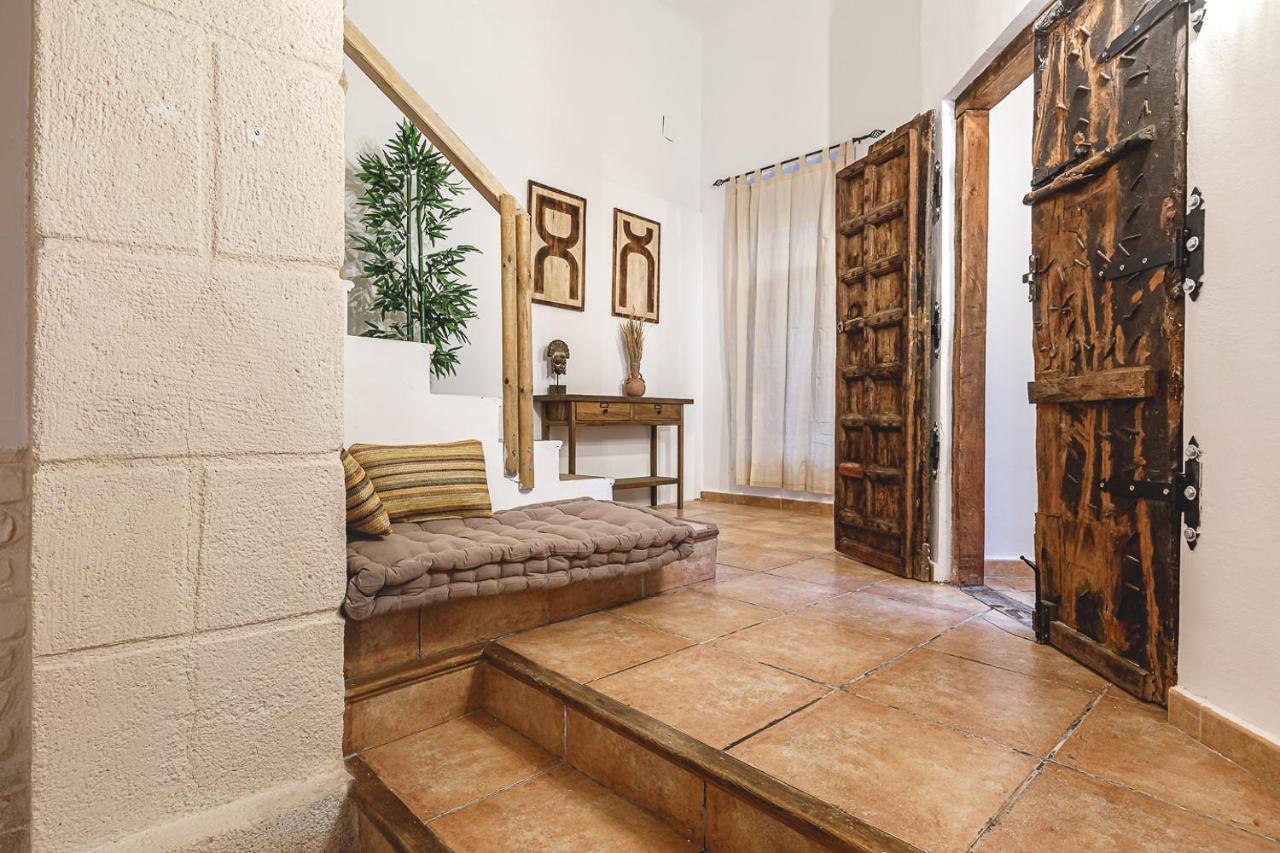 Exotic Little Palace Center Apartment Alicante